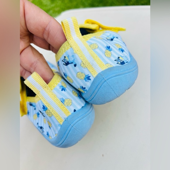 Ground Up Bluey Girl's Easy Pull On Take off Hook & Loop Water Shoe 11-12 - Picture 3 of 8